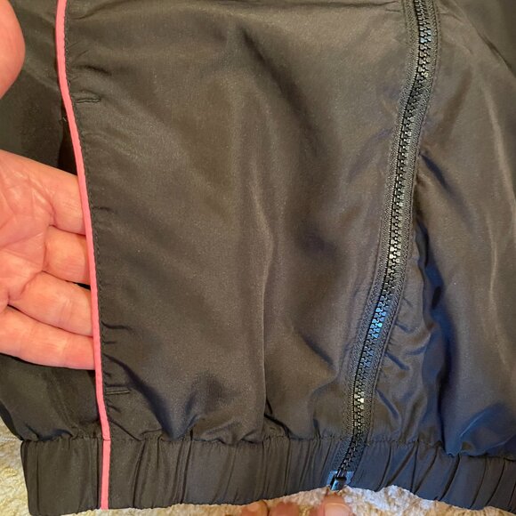 H&M Girls Jacket Size M Windbreaker Lined Removeable Hood Black Pink Trim - Picture 4 of 10